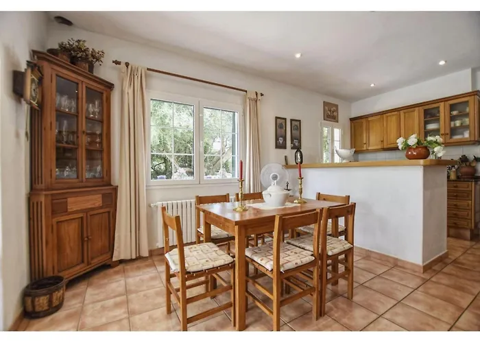 With Private Pool Willa