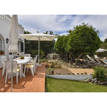 With Private Pool אלאיור